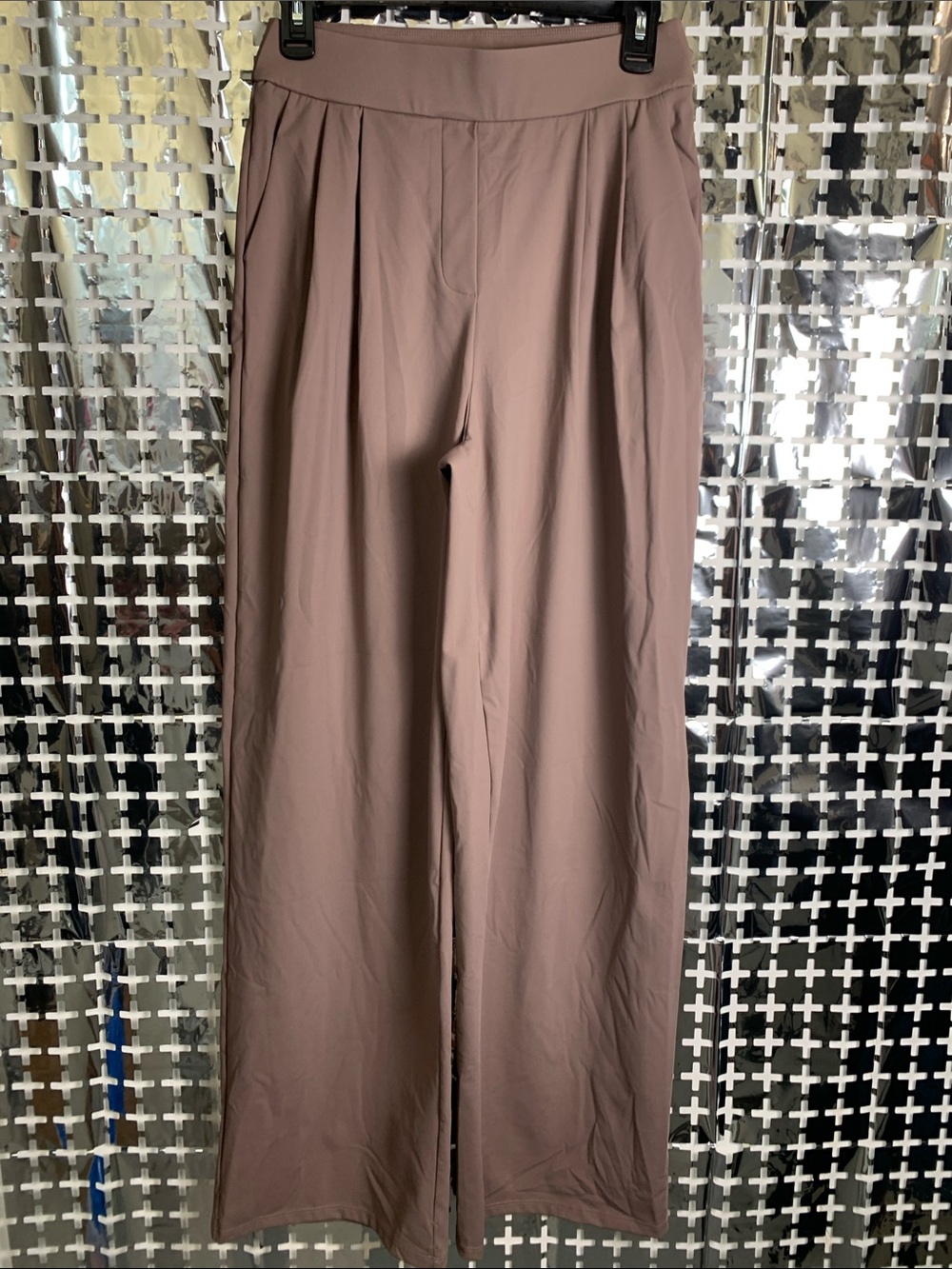 G4Free High-Rise Wide Leg Pants in Mauve